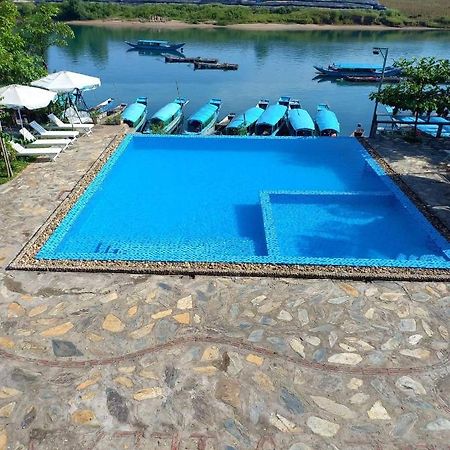 Jade Hotel Phong Nha Esterno foto