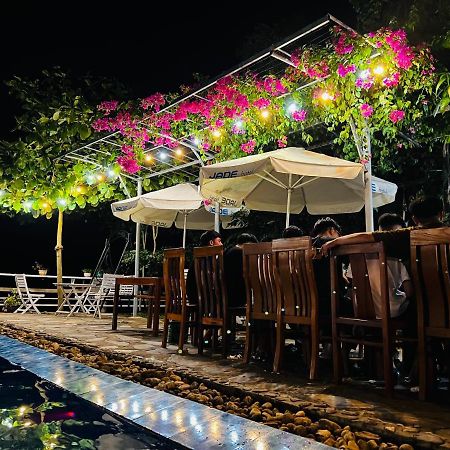 Jade Hotel Phong Nha Esterno foto