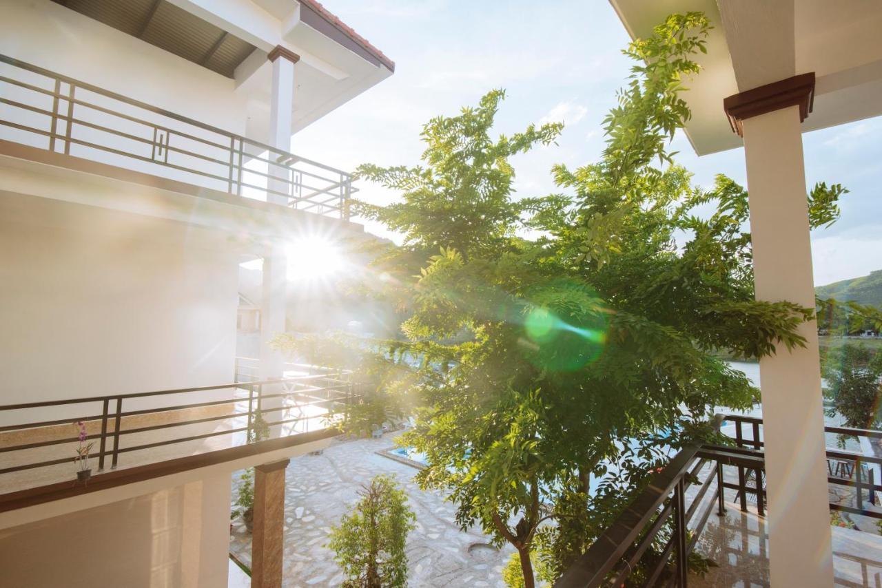 Jade Hotel Phong Nha Esterno foto